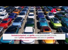 Auto, ad aprile immatricolazioni +11,6%