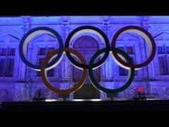 La Fiamma Olimpica illumina lo Stadio dei Marmi durante il COCA-COLA MUSIC FEST