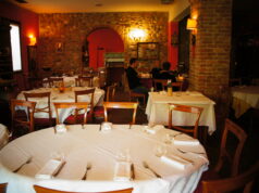 Avigliana, cena al ristorante. Chiusura e sanzioni a 19 clienti Ristorante