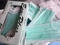 Barriera, laboratorio cinese clandestino di mascherine fuori norma