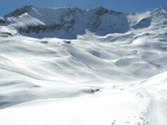 Spunta uno sci dalla neve, trovato corpo di scialpinista disperso da mesi