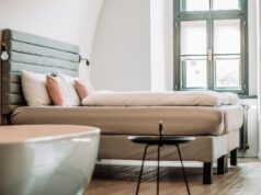 Hotel aperti in zona rossa. Ma i turisti non possono arrivare Hotel