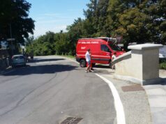 Cade nei boschi dietro Superga facendo Downhill