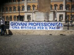 Centrodestra a Roma: protesta per il caos autostrade e difesa dei giovani professionisti