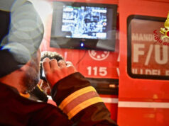 Si getta nella Dora dal ponte, salvato dai vigili del fuoco vigli del fuoco