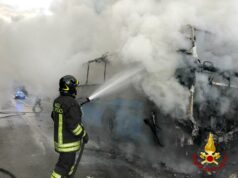 Incendio all’Amiat di Volpiano, puzza di bruciato ma allarme rientrato