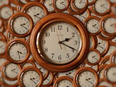 Torna l’ora solare, sarà davvero l’ultima volta? orologio ora legale