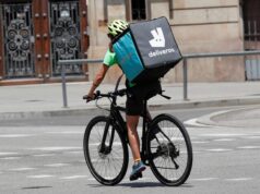 Deliveroo, esposto dei rider: ‘Firma il contratto o sei fuori’ è un reato? Piazza Statuto Rider