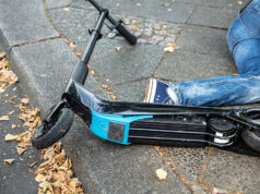 Nichelino, investito in monopattino da un anziano bici monopattino Torino