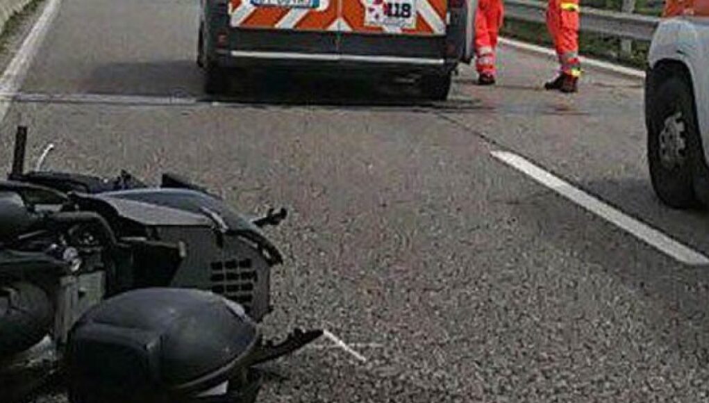 incidente moto scooter