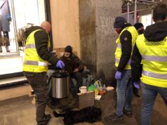 Coperte e tè caldo ai senzatetto di Torino, a cura di ‘F451’ Coperte senzatetto Torino