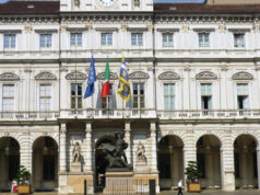 “Chiudiamo gli Uffici pubblici”: gas e luce troppo cari Torino comune assunzioni