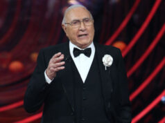 Pippo Baudo morto? La bufala e la risposta ironica pippo baudo non è morto