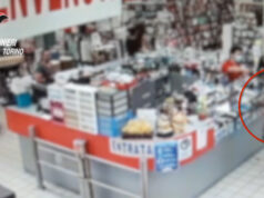 Rivoli, derubato e trascinato con l’auto. Arrestate madre e figlia rom – VIDEO Rivoli derubato trascinato auto