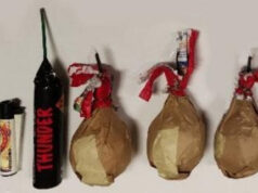 Esponente anarchico con bombe carta artigianali