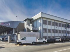 Festeggiava col bottino, marocchino arrestato in barriera polizia via botticelli torino