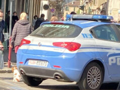 Barriera, maghrebina deruba ragazze per debiti di droga barriera scippo