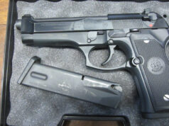 Pinerolo, in auto con pistole. Arrestati due albanesi beretta 9x21