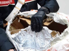 Furto con borsa schermata, arrestata peruviana a Pianezza borsa schermata