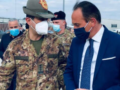 Generale Figliuolo in visita negli hub vaccinali di Torino generale Figliuolo Torino