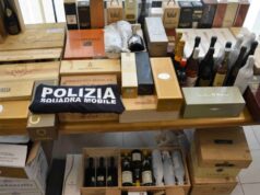 Furti alimentari, arrestata banda di romeni furto alimentari