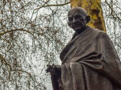 5 Aprile 1930: la Marcia del Sale di Gandhi contro gli inglesi Mahatma Gandhi