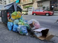 Borgo Vittoria, rifiuti ovunque prima delle ecoisole borgo vittoria torino rifiuti