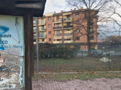 Moncalieri, sesso fra le case. Lui scappa, lei multa di 10mila euro moncalieri Juglaris sesso prati