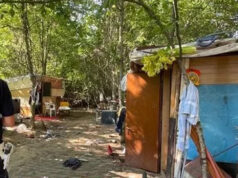 Sgomberato campo rom abusivo a Collegno