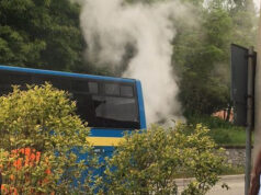 Torre Canavese, a fuoco bus pieno di studenti fuoco fumo bus gtt torre canavese