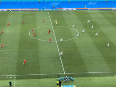 La sottomissione è un atto di asservimento italia belgio ginocchio razzismo