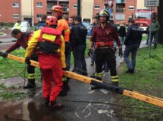 Vanchiglia, tenta suicidio nella Dora. Salvata da un uomo suicidio dora campus einaudi