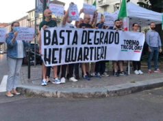 Il degrado arriva in Crocetta, cittadini in strada torino tricolore crocetta degrado