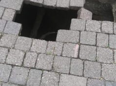 Beinasco, si apre una voragine per il maltempo voragine beinasco