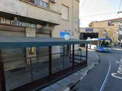 Corso Bramante: auto contro dehor. Due passanti abbattuti bar tranvai torino