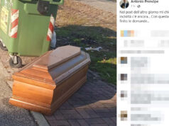 Svelato il mistero della bara abbandonata accanto ai rifiuti bara rifiuti