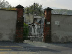 Operaio precipita mentre chiude un loculo al cimitero. È grave cimitero almese