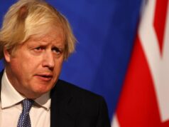 Verso la normalità in Gran Bretagna: via green pass e mascherine boris johnson