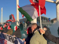 Porta Susa, blitz di CasaPound: “governo di inetti, Draghi vattene” casapound porta susa draghi vattene
