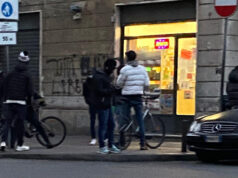 Barriera, la denuncia “presidio fisso polizia ha solo spostato spaccio in vie limitrofe” spaccio barriera