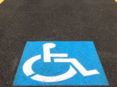 Moncalieri, nei parcheggi per invalidi con il tagliando dei parenti defunti. Multe e punti parcheggio invalidi