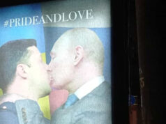 Il bacio appassionato tra Putin e Zelensky, il manifesto provocatorio del “Banksy torinese”
