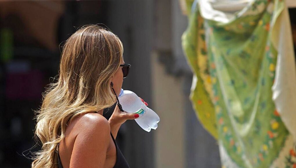 Caldo anomalo in Italia con picchi fino a 35°C, fiammata africana fino a fine maggio