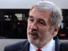 Genova, sindaco Bucci operato per un tumore della pelle