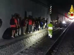 Incidente ferroviario, alta velocità Torino – Napoli deraglia con 200 passeggeri Incidente ferroviario alta velocità Torino Napoli