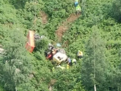 Incidente a Traversella, 71enne precipita nella scarpata col camion