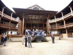 Roma, inchiesta crollo scalinata Globe Theatre: chiesto processo per gestore