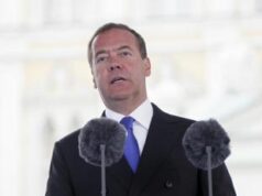 Russia, Medvedev: “Truppe Francia in Ucraina? Manderemo indietro tante bare”