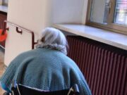 Violenza sessuale su anziane ospiti di un’Rsa, arrestato un infermiere