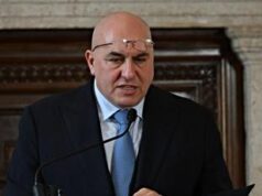 Crosetto querela Il Giornale: “Su di me titolo falso, ora capirne ratio e mandanti”